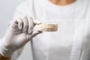 Bone loss in dental implants 1